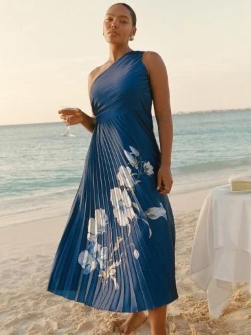 Abercrombie & Fitch Giselle Pleated One-Shoulder Maxi Dress Navy Floral Small